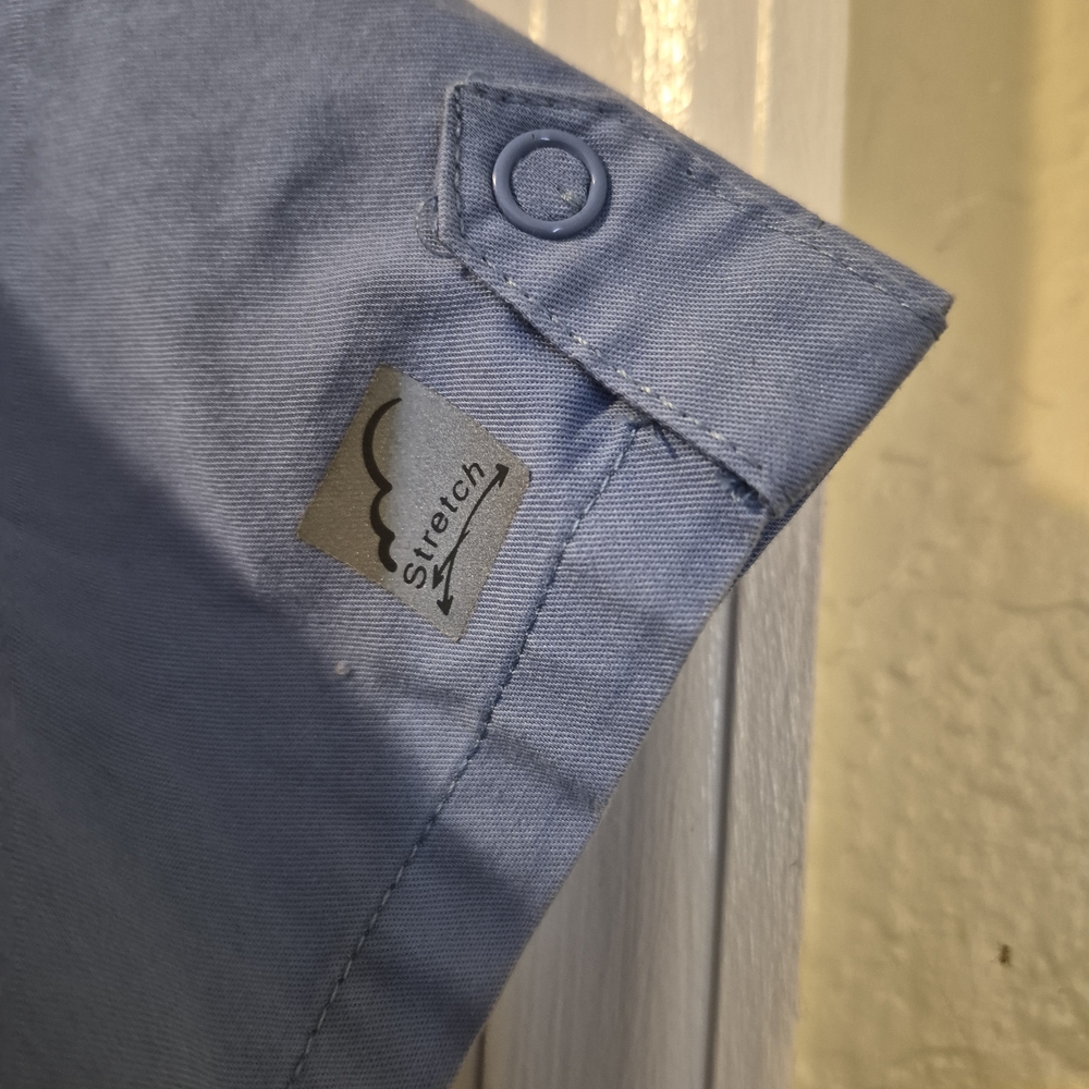 Butter-Soft Stretch Blue Scrub Set - Picture 3 of 10